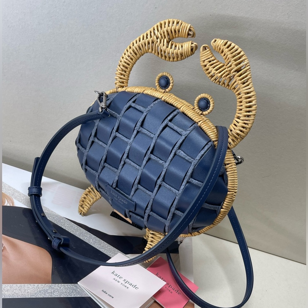 (new+tag) Kate Spade retail crossbody /clutch wicker crab shelly leather navy